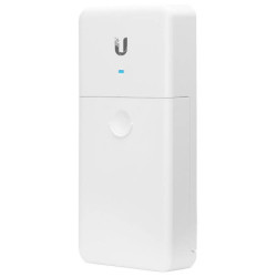 Ubiquiti NanoSwitch Outdoor 4-Port PoE Passthrough Switch